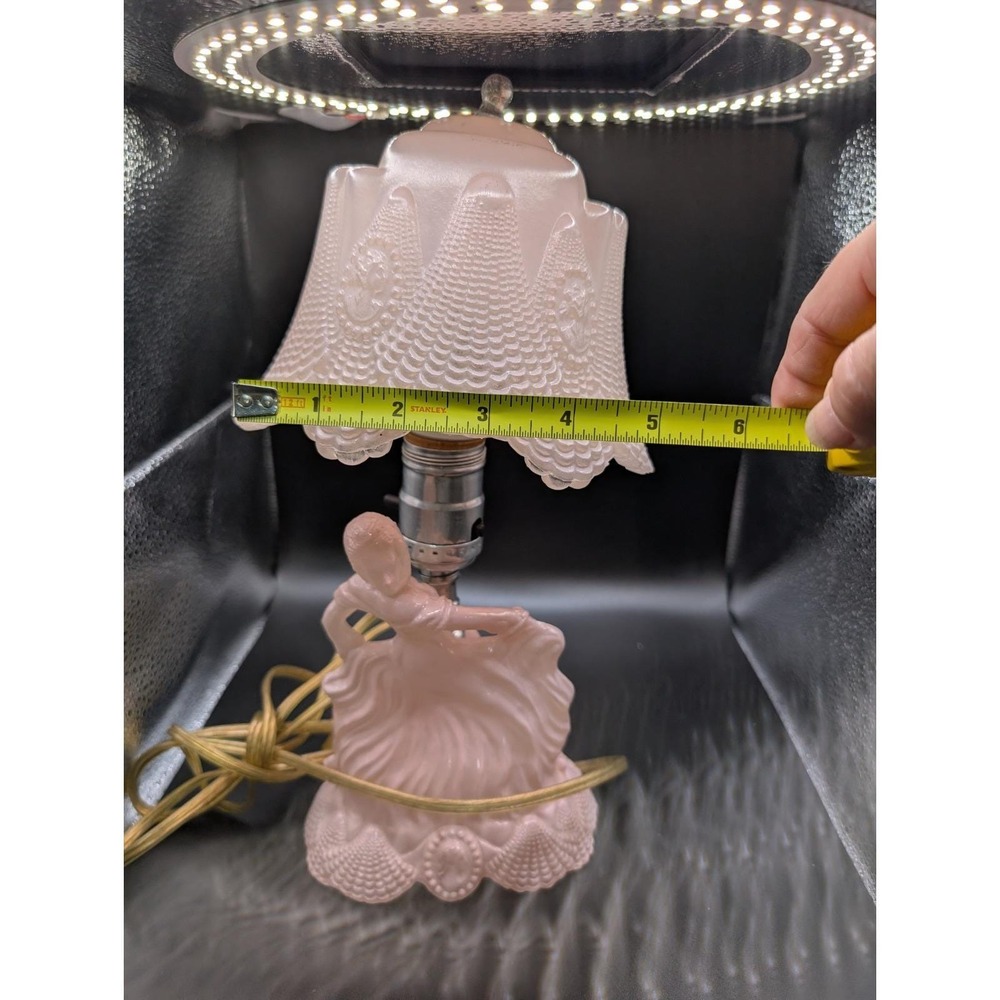 Vintage Pink Ballet Dancer glass boudoir lamp - Picture 6 of 6